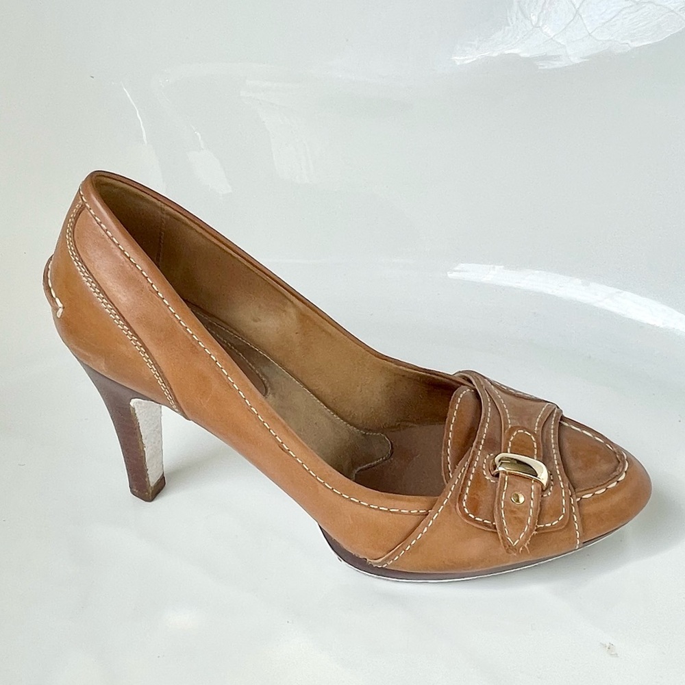 💋COLE HAAN, Tan Leather Pumps w/Buckle - size 8